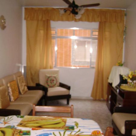Apartamento Temporada Enseada Γκουαρούχα Εξωτερικό φωτογραφία