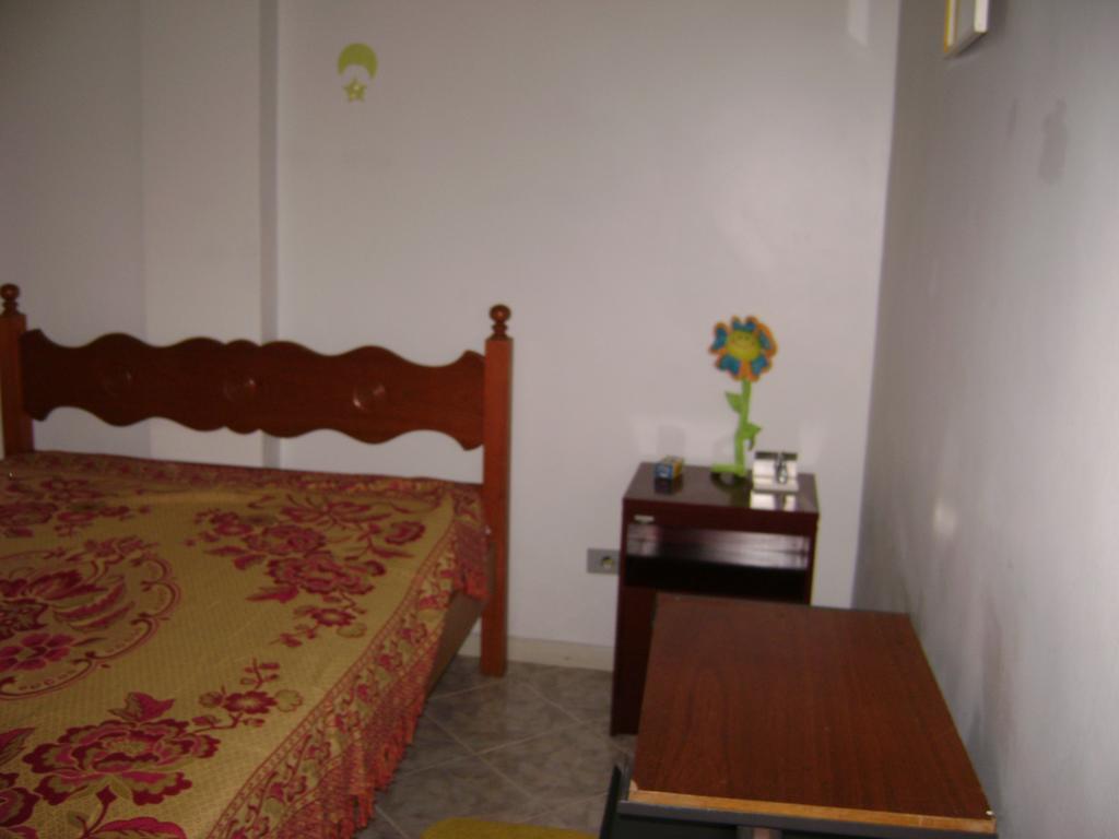 Apartamento Temporada Enseada Γκουαρούχα Εξωτερικό φωτογραφία